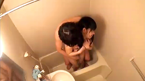 【 盗撮動画 】ロ●コン兄が入浴中のロ●ータ妹を悪戯レイプした盗撮ホームビデオ映像ｗｗｗｗｗ