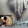 【 盗撮動画 】公共施設トイレでオシッコしながら変態オナニーする素人娘を完全盗撮ｗｗｗｗｗ