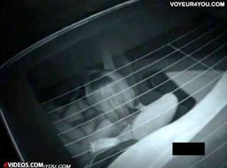 【 盗撮動画 】九州の有名カーセックススポットを赤外線盗撮した映像がコチラになります。