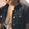 【素人胸チラ盗撮動画】Gシャンを着た巨乳キャミソール女性の乳首がチラリした瞬間を捉えるｗｗｗ